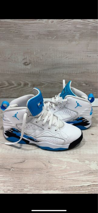 Adidasi jordan in stare foarte buna pentru  copii