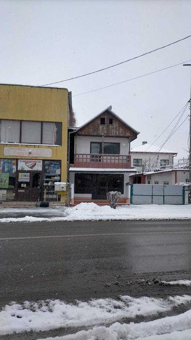 Dragasani - Spațiu comercial de Închiriat – Zonă Cu Trafic Intens!