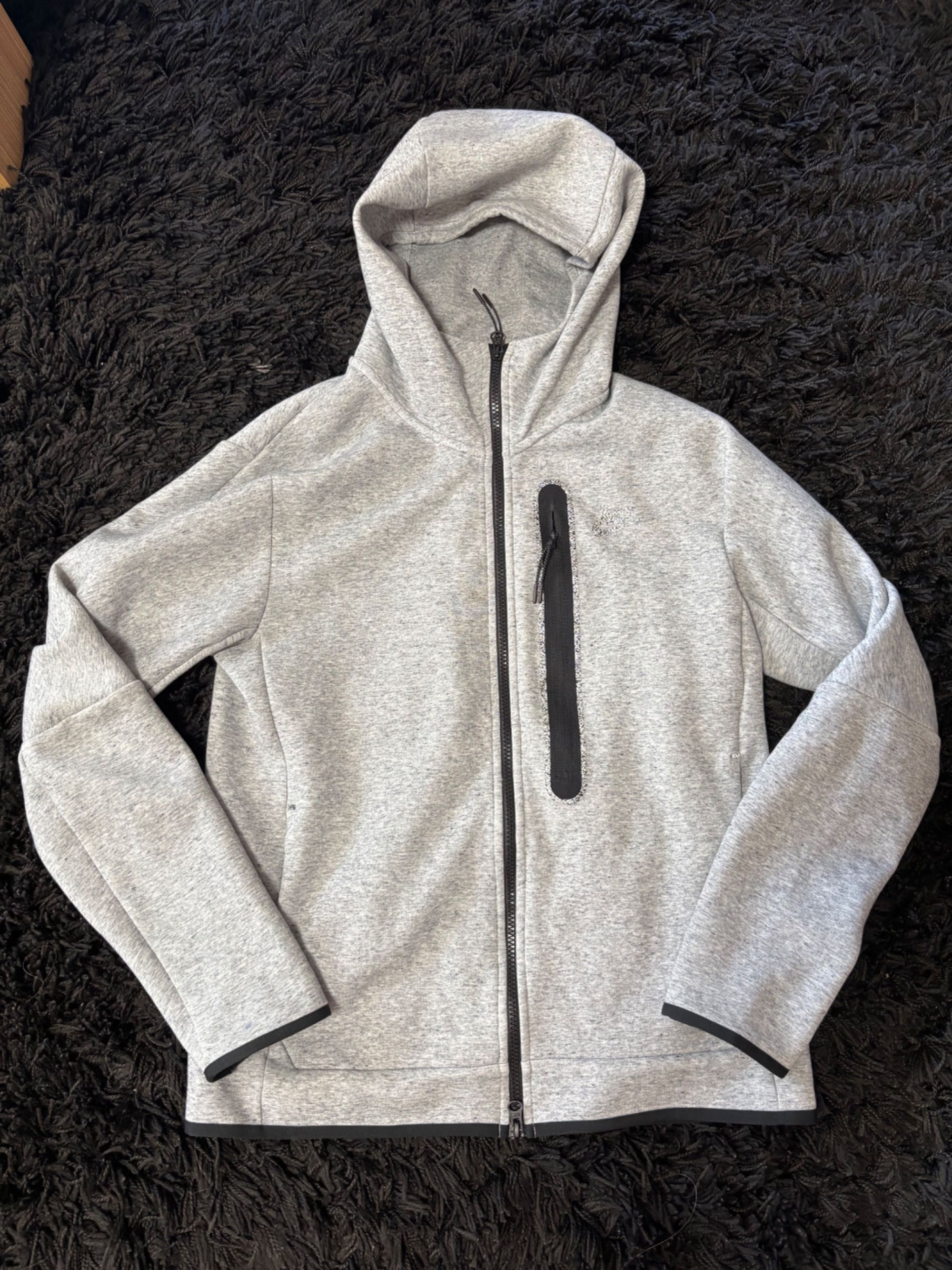 Nike tech fleece