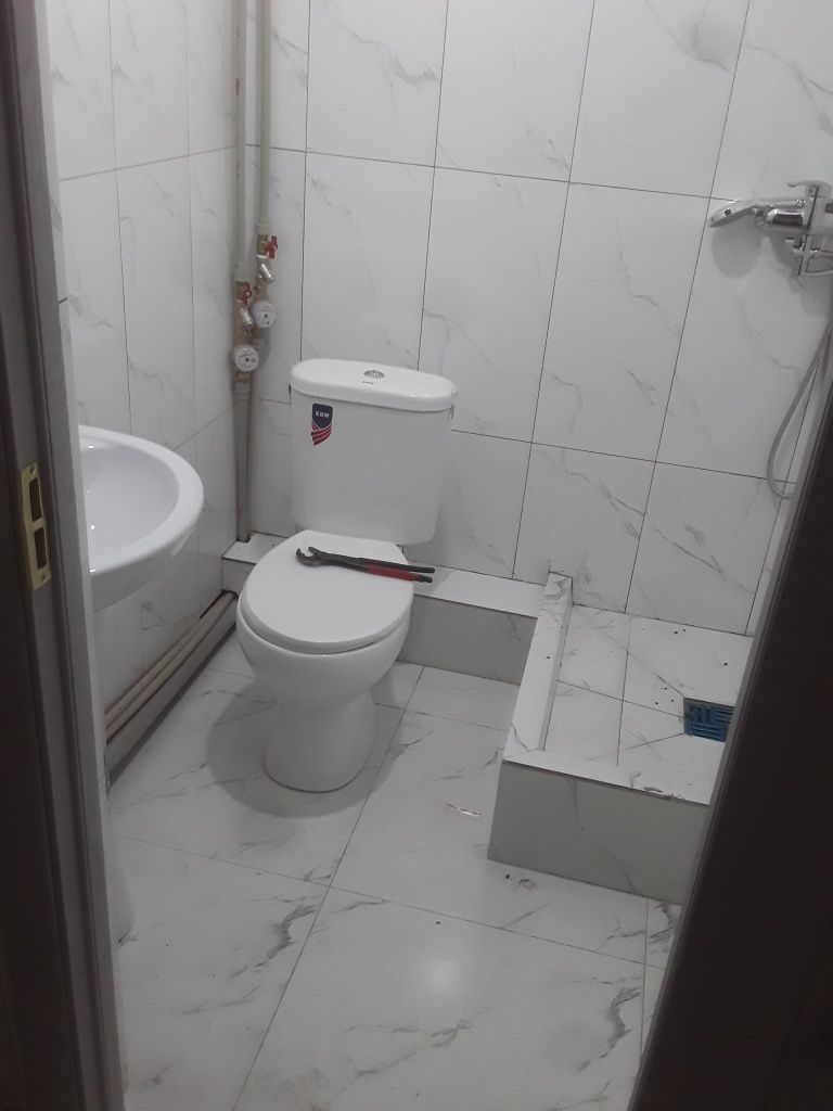 Сдаётся комната с душем туалетом кухня мебели жансугурова тобаякова