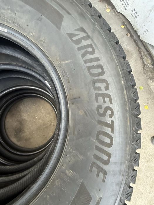 265/70/16 Bridgestone 4бр 2022