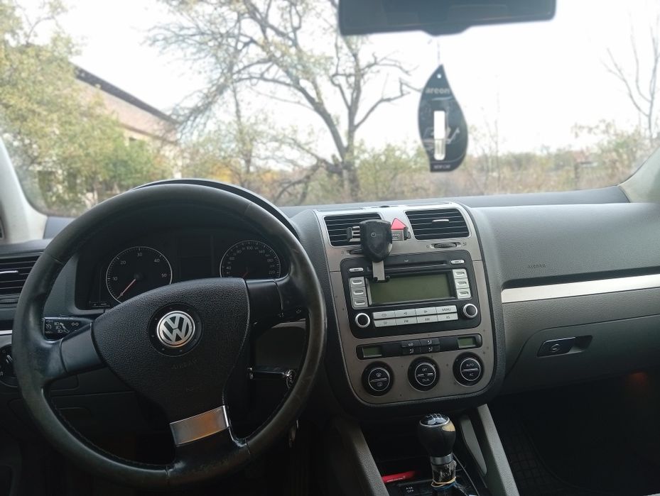 Volkswagen Golf V