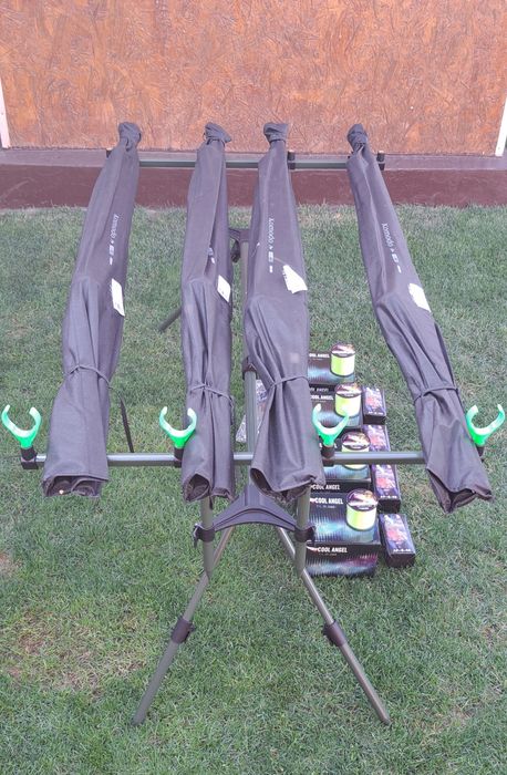 Set Pescuit,4 Lansete Komodo Carp 3,90m+4 Mulinete G65+Rod Pod+Senzori