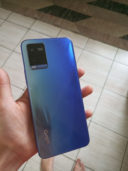 Продам телефон Vivo