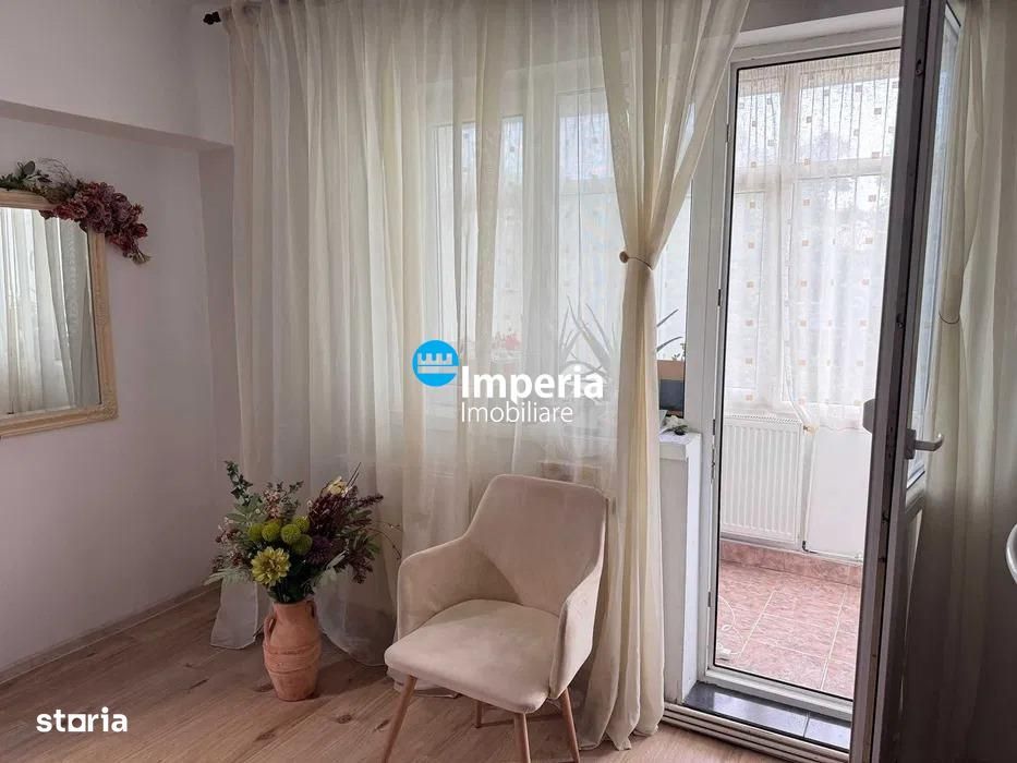 Apartament 3 cam, semi - decomandat, de vanzare in zona Tatarasi - Dis