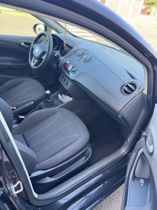Seat Ibiza 1,6 TDI , 2011 luna 08