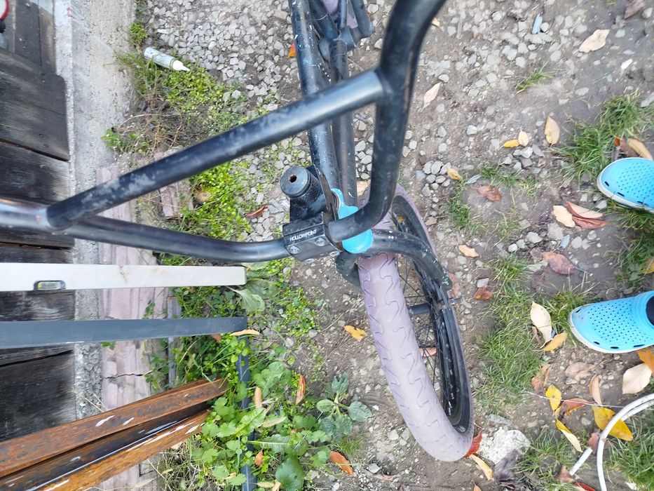 Vând urgent BMX custom