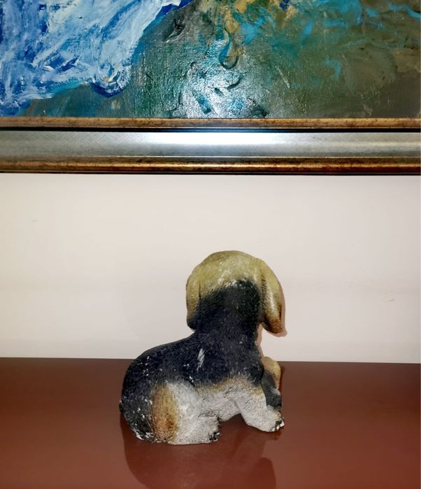 Антикварна фигура на куче Бийгъл много реалистичен модел смола 15х15см