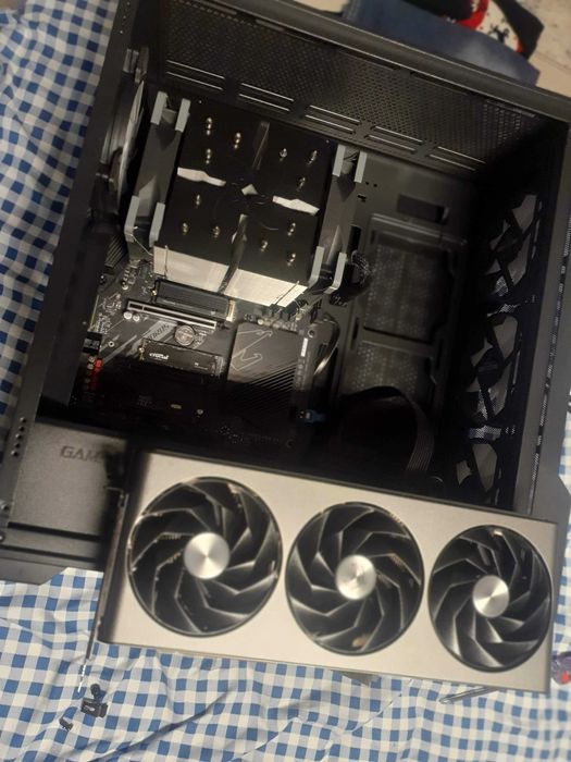 PC Gaming RX 7800XT 16GB, RYZEN 7 5700X, 32GB RAM, SSD 1TB, GARANTIE