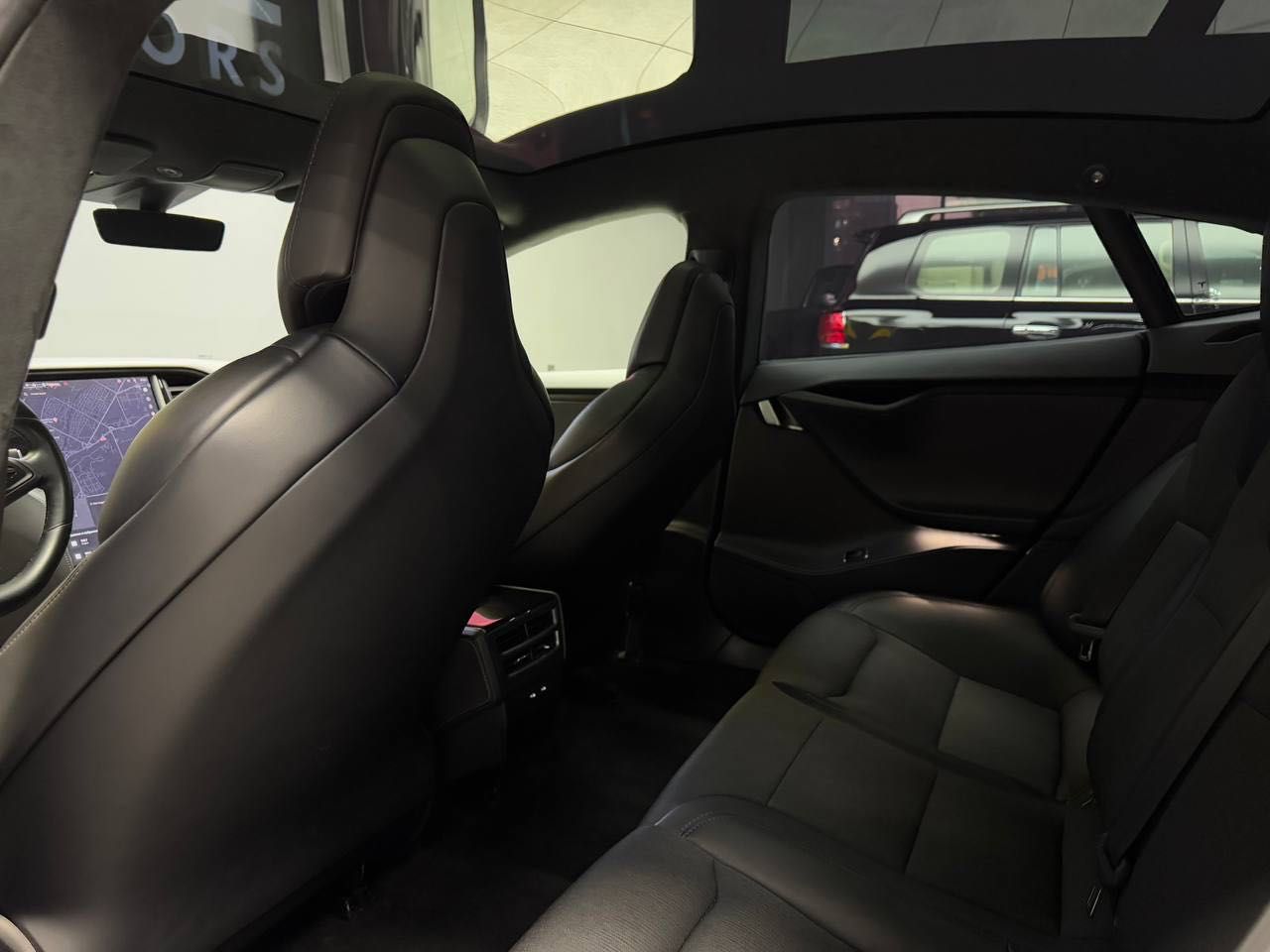 Продается Tesla Model S 75D