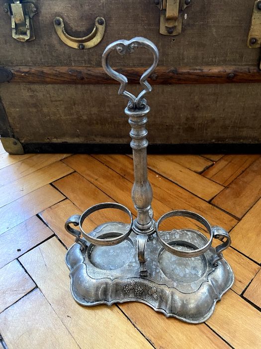 Oliviera, olivier din cositor. Antic,  veche, vintage