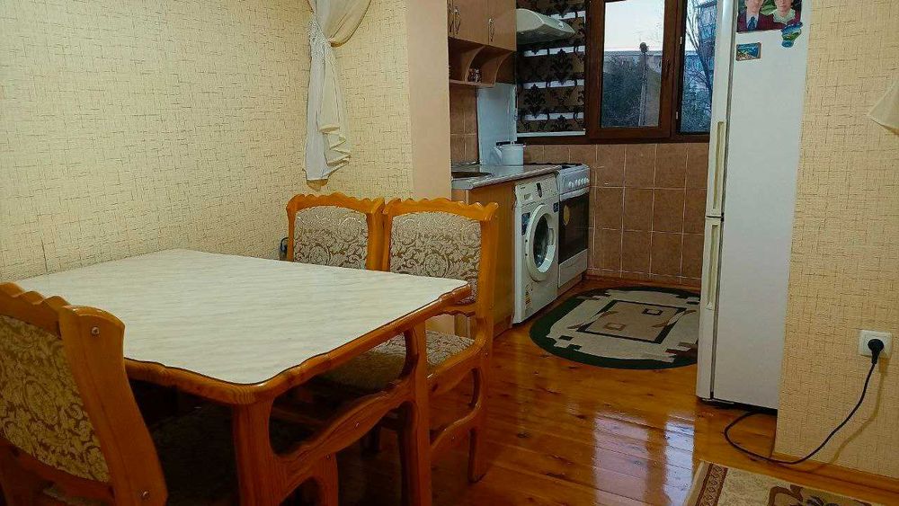 3 хоналик квартира 2 этаж динамо