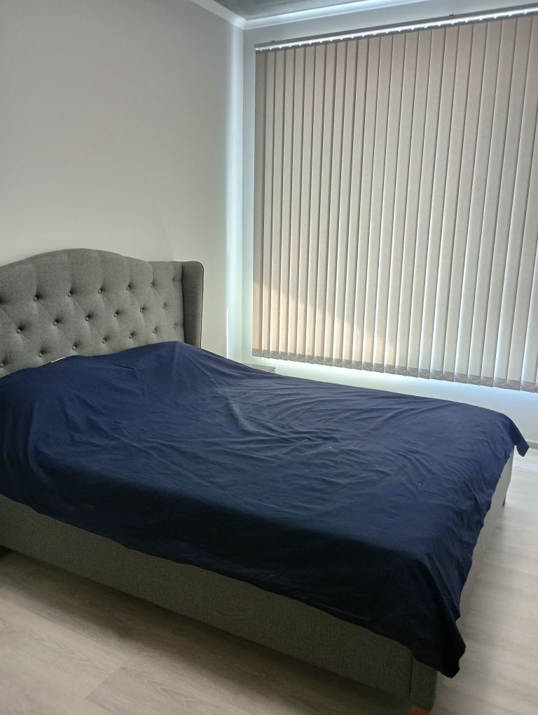 Дава се под наем Тристаен апартамент в Бургас, Изгрев - 85 кв.м за 816 € - Снимка #2