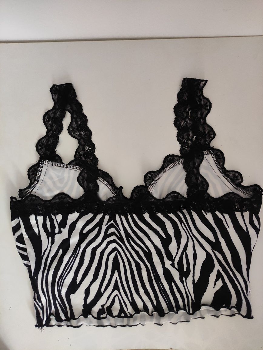 Shein lace zebra top