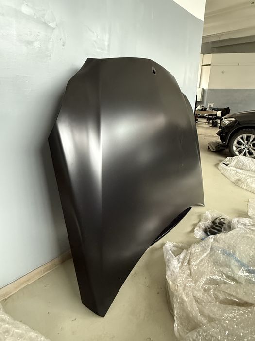 Преден капак за мерцедес W212