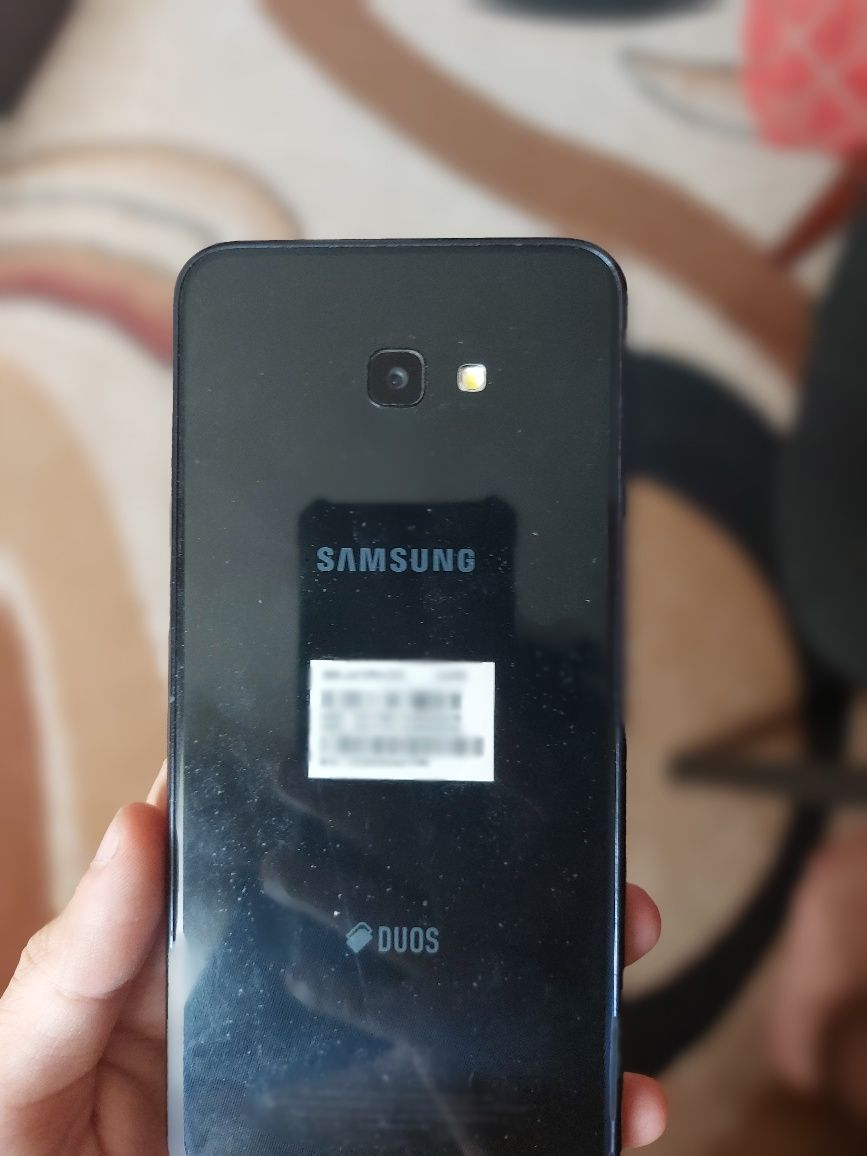 Schimb Samsung J4+ 2019 32gb și 2gb ram