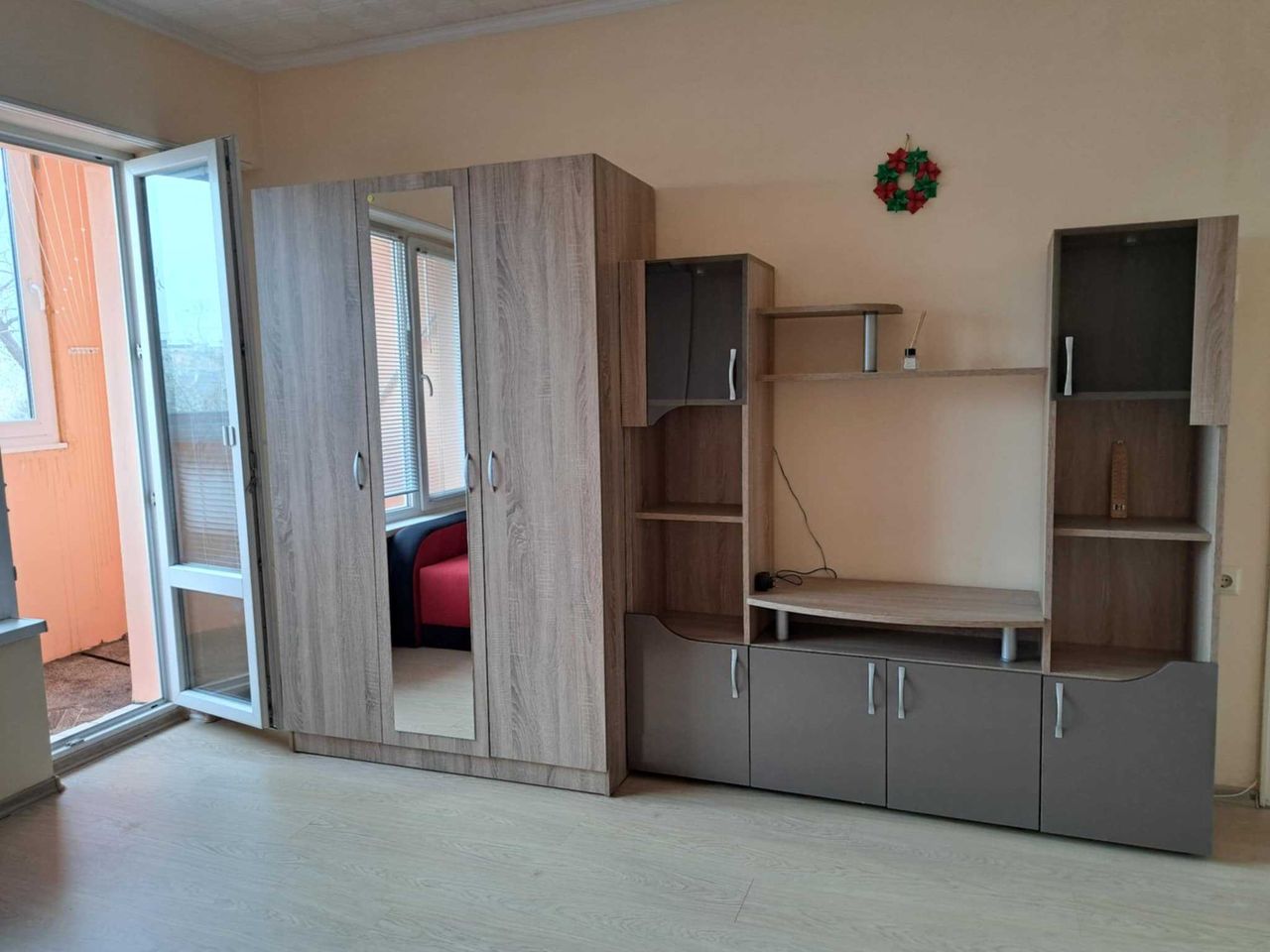 Продава се Едностаен апартамент в Русе, Здравец Изток - 45 кв.м за 1445 €/кв.м - Снимка #8