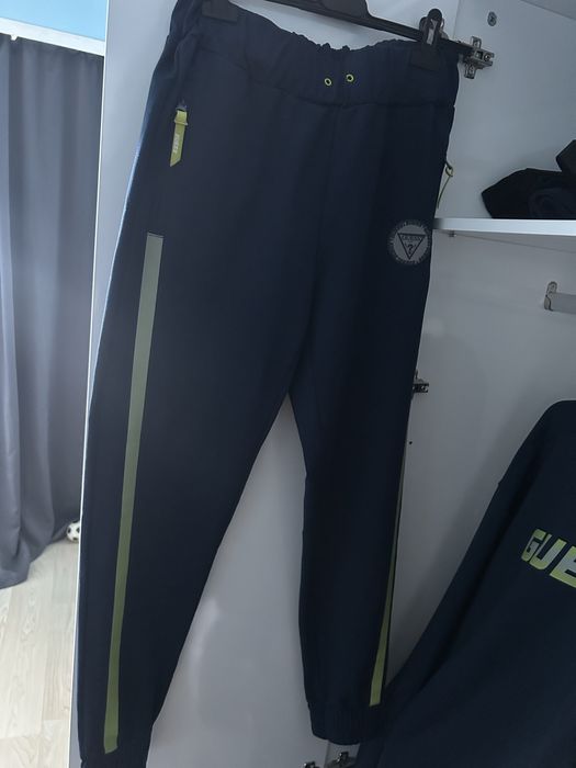 Мъжки екип Guess