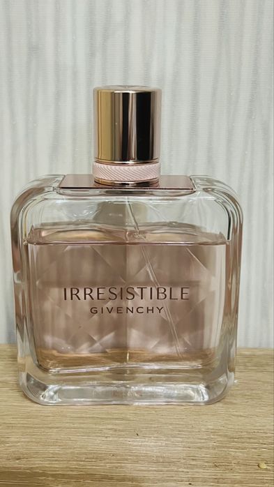 Givenchy Irresistible eau de toilette 80 мл