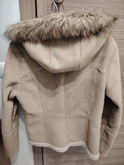 Зимно кожухче,бежав цвят
