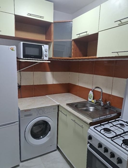 Inchiriez apart 2 cam bdul Bratianu