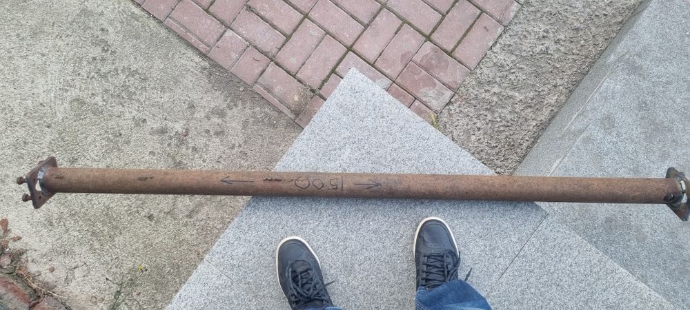 Продам рессоры от москвича АЗЛК  с  новыми втулками.