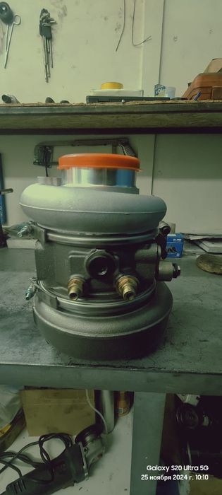 Турбина новая HY40V (Курсор 8) Ивеко