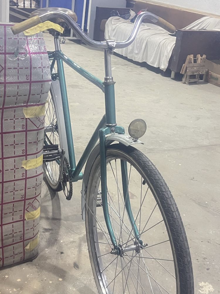 Velo ural sssr xolati yaxshi kraska qayta qilingan