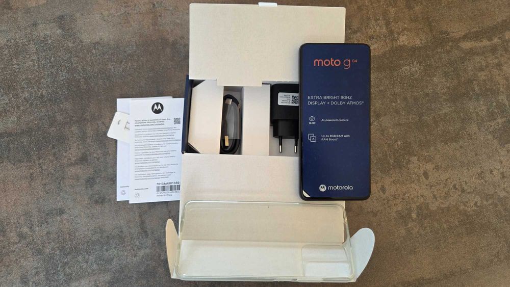 Telefon Motorola Moto G04 64GB 4GB RAM Ecran 90Hz Baterie ca Nou