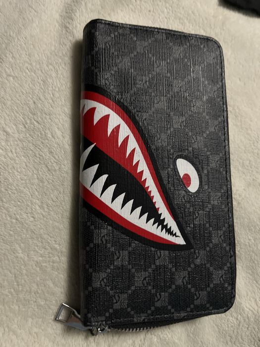 Продавам протмоне унисекс