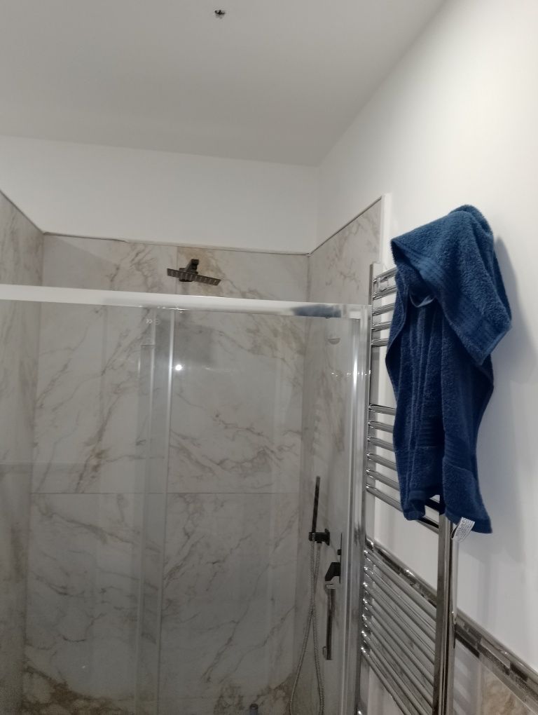 Schimb  ,  Vînd.  ;  Două camere Decomandatet zona - Parc Pușkin -  pa
