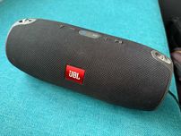 Vând boxa JBL Extreme