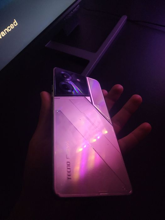 Tecno pova 5 pro