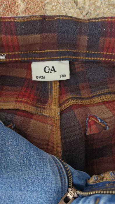 Jeans termoizolanți C&A,captusiti,baieti,marimea 134