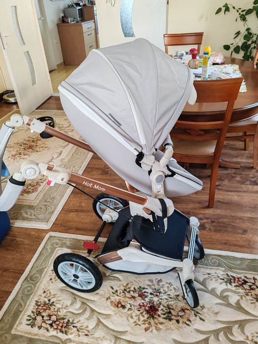 Cărucior Hot mom 3 în 1 cu rotire 360 grade gri deschis