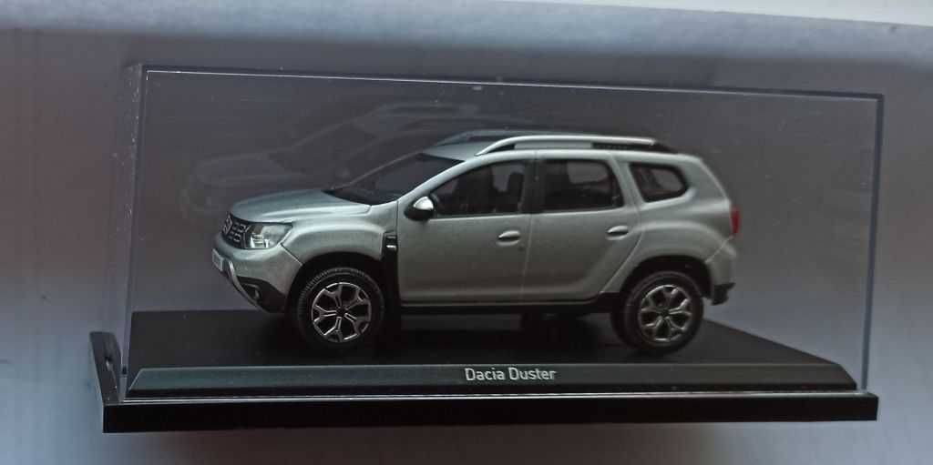 Macheta Dacia Duster 2 2018 silver - Norev 1/43