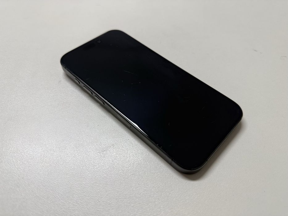 Magazin vinde: iPhone 15 PRO 256gb Titanium Black