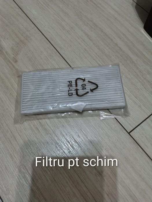 Aspirator Robot  preț bun