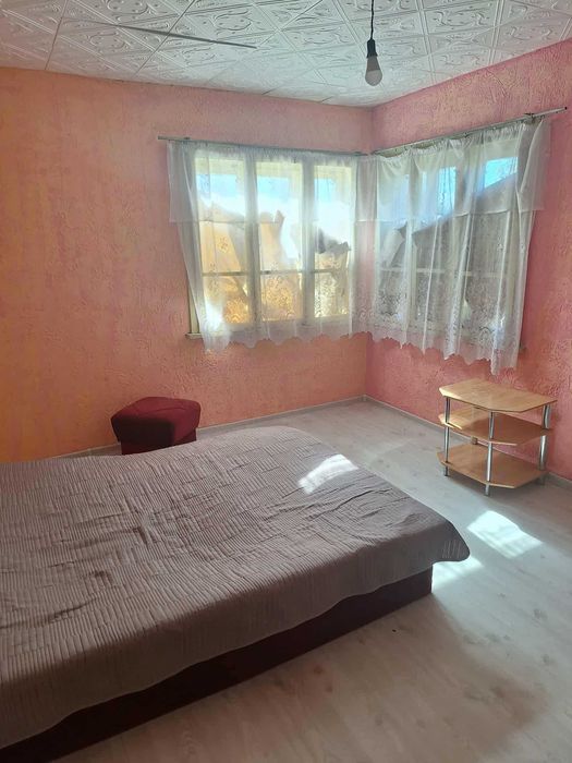 **Продава се къща на две нива – гр. Грамада, обл. Видин**