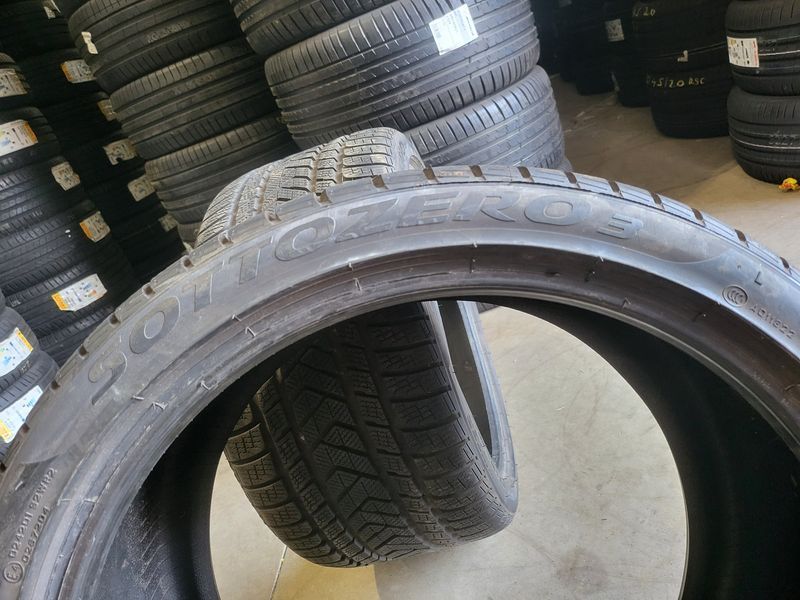 305/30/20 PIRELLI 2бр