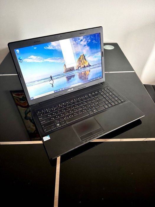 Лаптоп ASUS X54C
