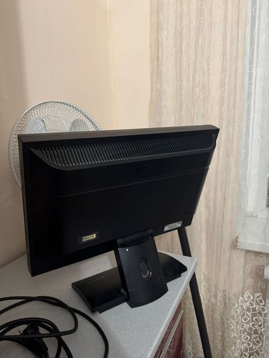 Монитор BENQ  продам