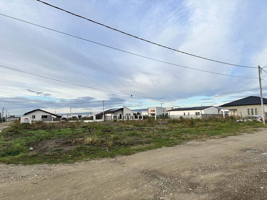 Vanzare teren Doctor Carnabel