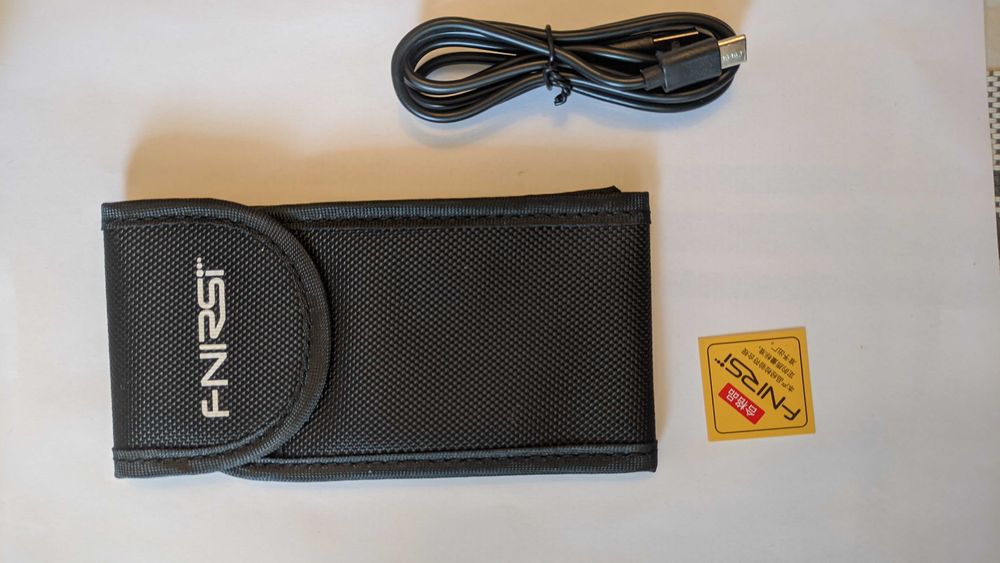 FNIRSI WD-02 стенен скенер за дърво метал и ток