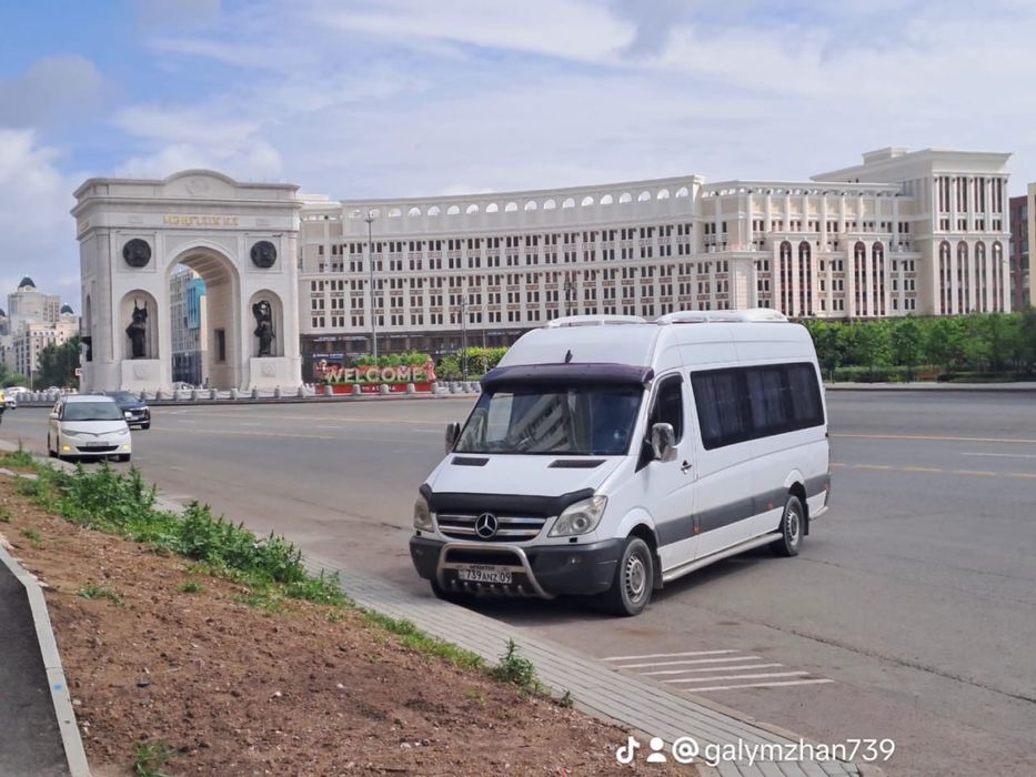 Аренда Прокат микроавтобусов Тойота Хайс Мерседес Спринтр Хундай Старк