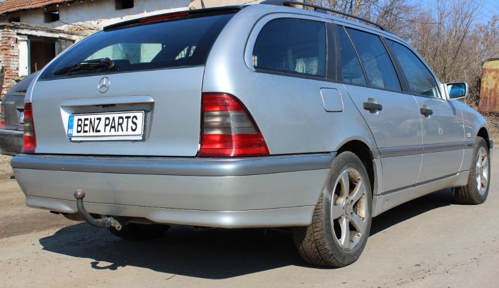 НА ЧАСТИ Mercedes W202 C220cdi Комби Фейслифт/ Мерцедес В202