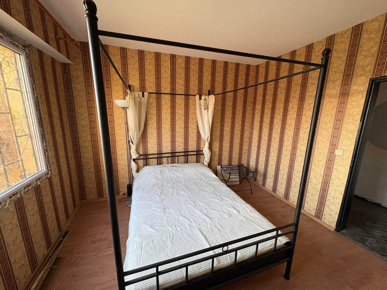 Продава се Тристаен апартамент в Видин, Строител - 74 кв.м за 811 €/кв.м - Снимка #12
