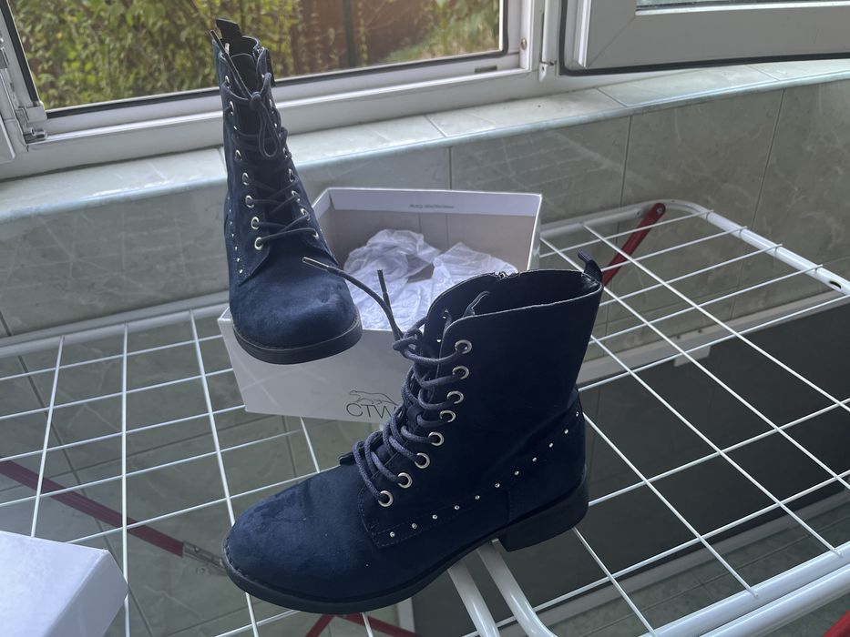 Ghete dama stare buna fiecare prerevhe 100 lei marimea 37