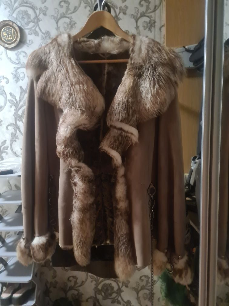 Продам женскую дублёнку