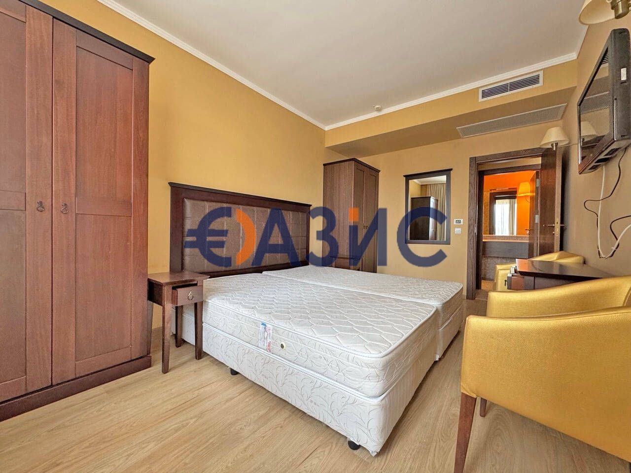 Продава се Двустаен апартамент в к.к. Слънчев бряг - 69 кв.м за 1283 €/кв.м - Снимка #7